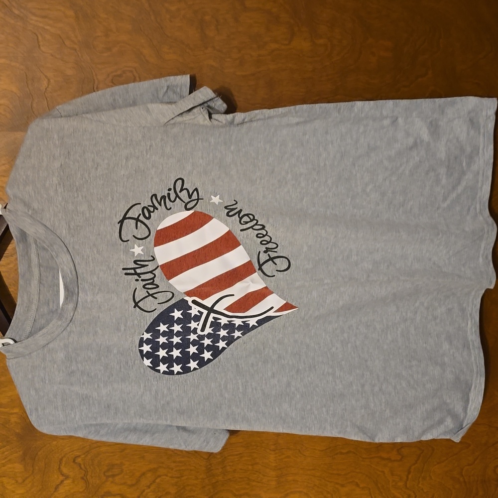 Tshirt